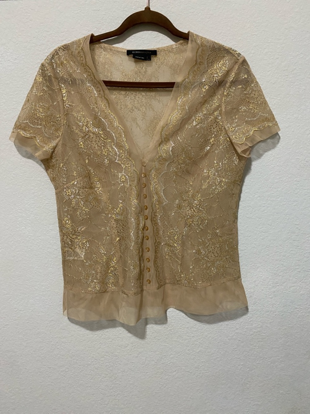 BCBGMAXAZRIA Metallic Gold Lace Fairy Whimsy Blouse Sheer V-Neck Top Large
